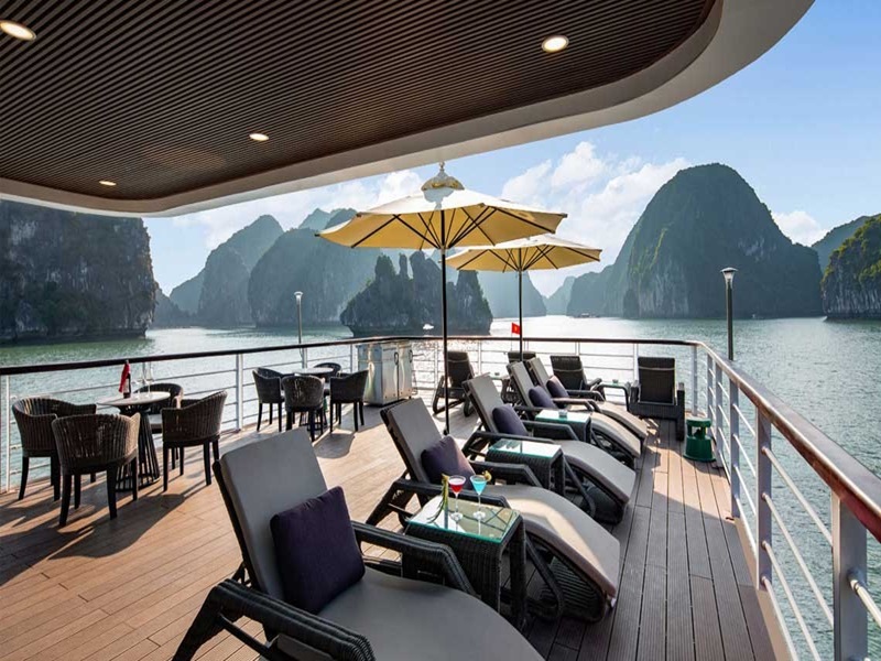 JADE SAIL - LUXURY DAY CRUISE ON HALONG BAY 