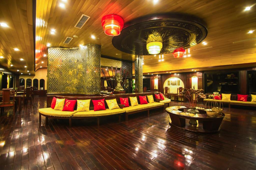 5 STAR/ DRAGON LEGEND CRUISE - An unique Luxury Cruise